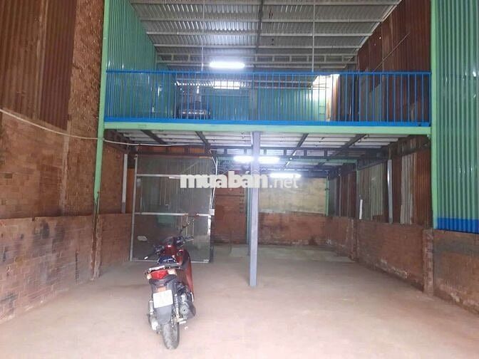 Cho thuê mặt bằng kinh doanh 200m2 chỉ 9tr