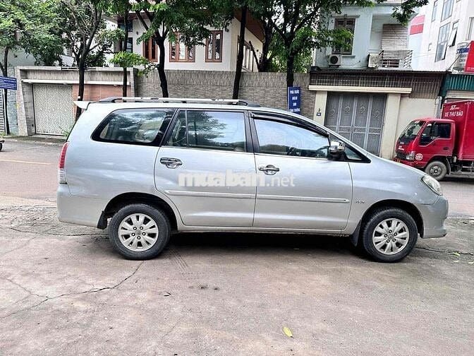Toyota Innova V 2008 Phom mới 2009 Bạc Tự động