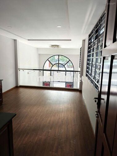 Hot! Bán nhà mặt phố Lý Chiêu Hoàng, 12,9 tỷ, 70m2, giá tốt