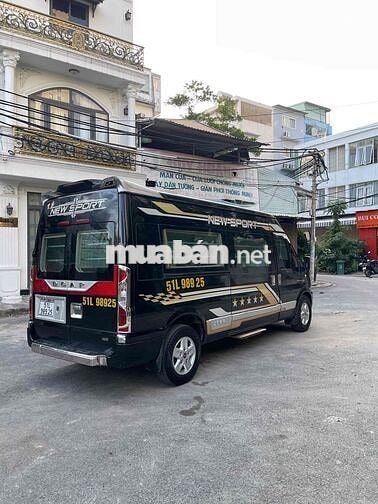 Ford Traánit van 3 chổ