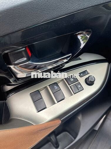 Toyota Innova 2.0G 2019 Số tự động 1 chủ mua mới