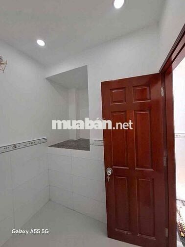 HIẾM CÓ KHÓ TÌM - NHỈNH 1 TỶ CÓ HỘ KHẨU TPHCM