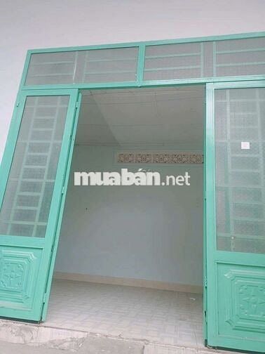 Nhà SHR Cấp 4. Sát truong Nguyễn Hữu Tiến.DT 45m..hẻm xe hoi .2ph ngủ