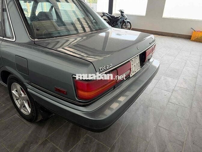 Toyota Camry DX 2.0 Xám Tự động Xăng