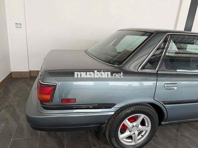 Toyota Camry DX 2.0 Xám Tự động Xăng