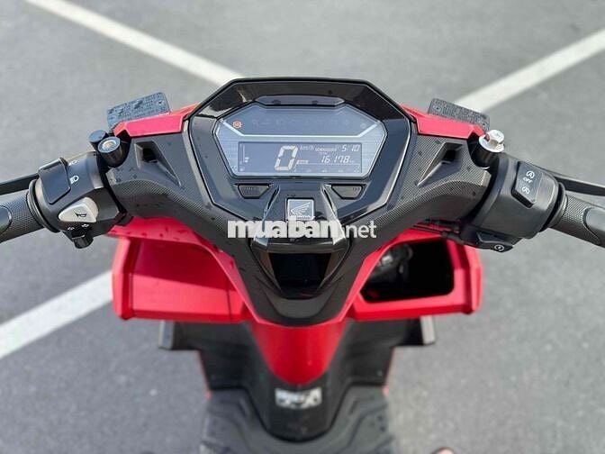 Honda Vario 160 ABS bản đặc biệt nhập Indo