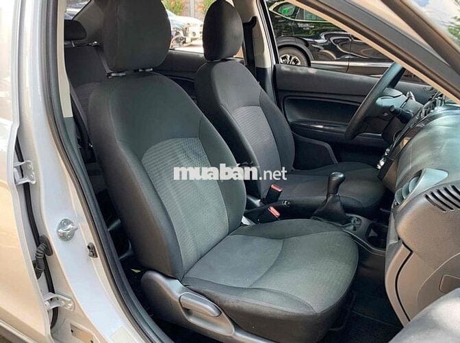 Mitsubishi Attrage 2024 MT Trắng
