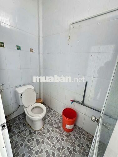 Cho thuê phòng trọ 2tr  kinh doanh được Lộ 12m kdc nông thổ sản 