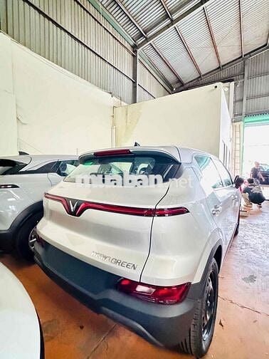 VinFast VF5 Plus Xám