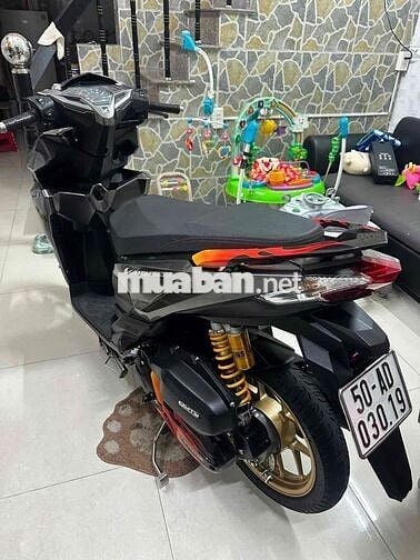 Honda Vario mẫu cũ max đời