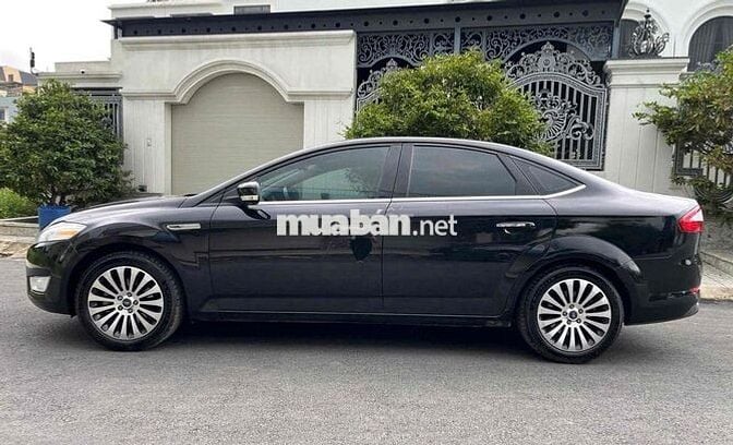 Ford Mondeo 2011 Xăng Tự động 10 vạn Đen