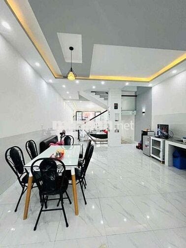 CHỦ GỬI CHO THUÊ TRỆT 2 LẦU CÓ NỘI THẤT KDC 586