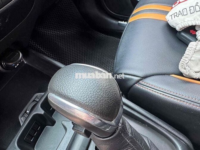 Suzuki Ertiga Hybrid 2022 Tự động Nâu