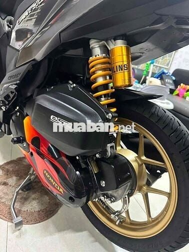Honda Vario mẫu cũ max đời