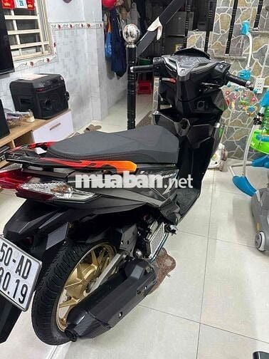 Honda Vario mẫu cũ max đời