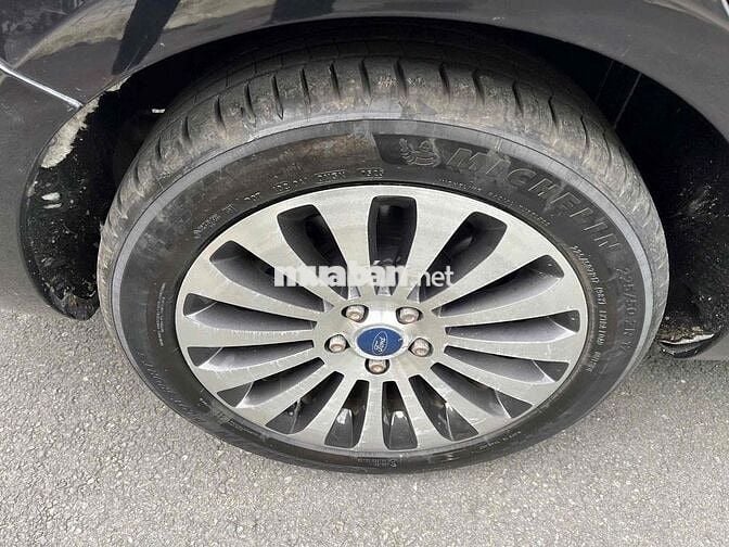 Ford Mondeo 2011 Xăng Tự động 10 vạn Đen