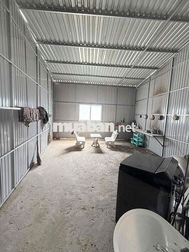 Nhà lầu mới 2 phòng hẻm ô tô đường Phạm Hùng - Cái Răng
