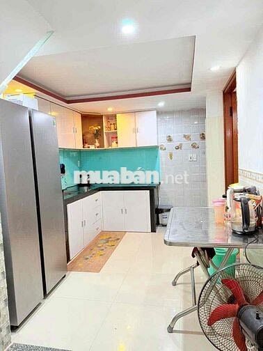 NHÀ ĐẸP GIÁ ĐẦU TƯ CÁCH BÃI TẮM MÂN THÁI BIỂN CHỈ 500m