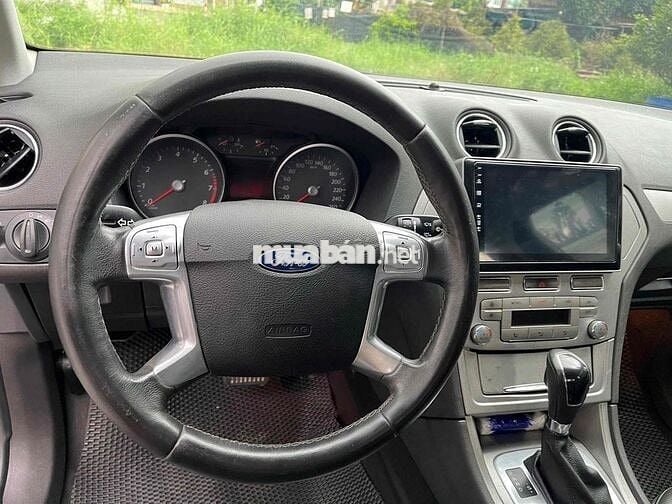 Ford Mondeo 2011 Xăng Tự động 10 vạn Đen