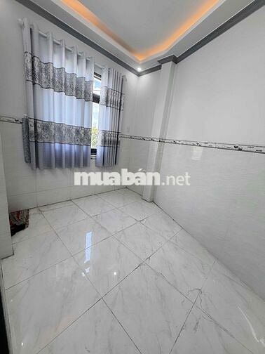 Nhà lầu mới 2 phòng hẻm ô tô đường Phạm Hùng - Cái Răng