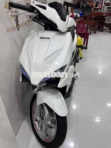 Honda Air Blade 2017 Trắng 10tr