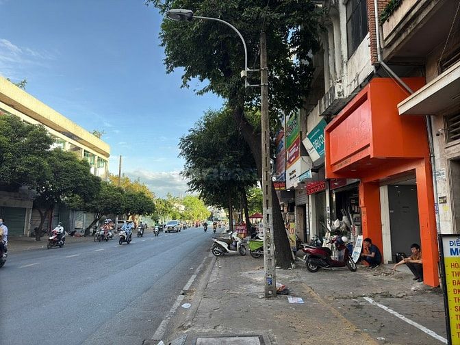 CHO THUÊ NHÀ MT LÃNH BINH THĂNG, P.8, Q.11, 30TR.