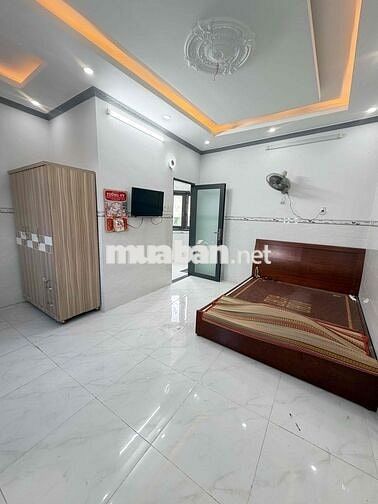 Nhà lầu mới 2 phòng hẻm ô tô đường Phạm Hùng - Cái Răng