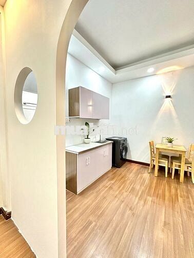 1 Phòng ngủ tách bếp rộng 40m2 ngay Huỳnh Văn Bánh, Phú Nhuận