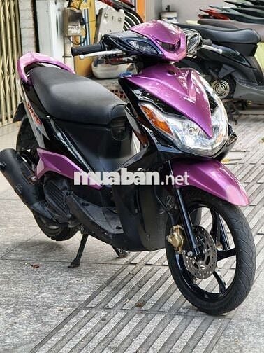 Yamaha Luvias 2012 Hồng đen
