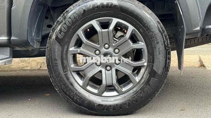 Ford Ranger Wildtrak 4x4 2022 48.000km Xám
