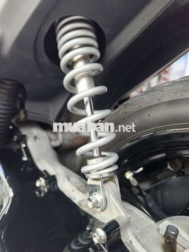 Yamaha Luvias 2012 Hồng đen