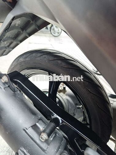 Yamaha Luvias 2012 Hồng đen