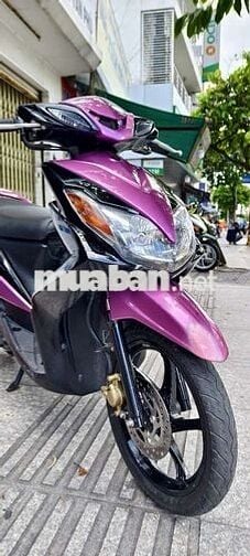 Yamaha Luvias 2012 Hồng đen