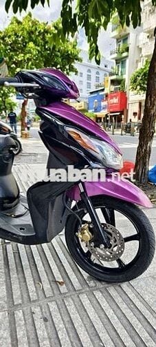 Yamaha Luvias 2012 Hồng đen