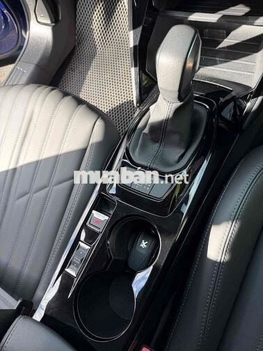 Peugeot 2008 GT LINE 2021 28000 km Xanh