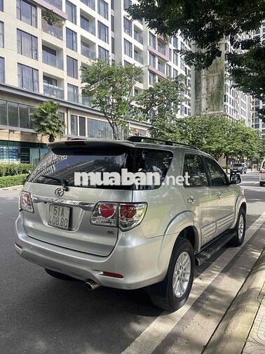 Toyota Fortuner 2012 Bạc