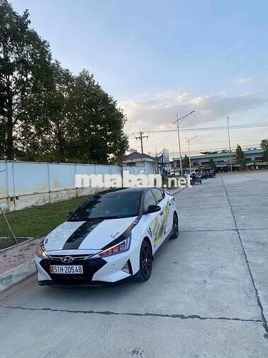 Hyundai Elantra Sport 2019 1.6 Turbo Trắng