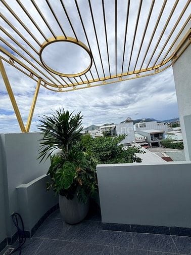 Xuất ngoại bán nhà 3 mê full nội thất tâm huyết gần biển , gần chợ
