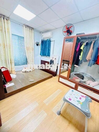 🌺3 TẦNG - 28M2- AN NINH - CHỈ HƠN 3 TỶ💎 -Kết cấu : 1 trệt 2 lầu. 3phòn