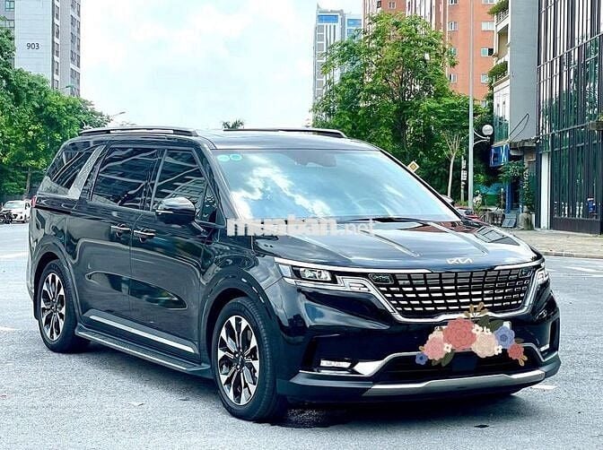 Kia Carnival Signature 2024 Dầu 7 chỗ | 29,000 Km