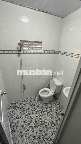 CHO THUÊ NGUYÊN CĂN MỚI 2PN - 2WC, NGAY MẶT TIỀN LÊ VĂN LƯƠNG