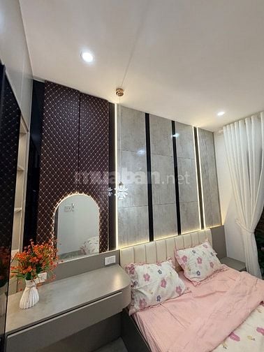 Xuất ngoại bán nhà 3 mê full nội thất tâm huyết gần biển , gần chợ