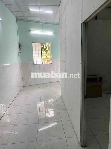 Nhà cho thuê mặt tiền rộng và vỉa hè