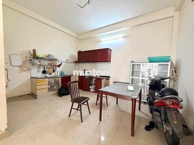 Nhỉnh 6 Tỷ -  54m² - Ngang 5M  – 2 Tầng – Gần MT – TRẦN BÌNH TRỌNG, BÌ