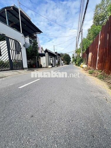 Nhà Phú Mỹ,TP Thủ Dầu Một,cách chợ Phú Mỹ 150m,mặt tiền 750 triệu/70m2