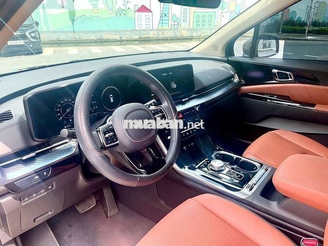 Kia Carnival Signature 2024 Dầu 7 chỗ | 29,000 Km