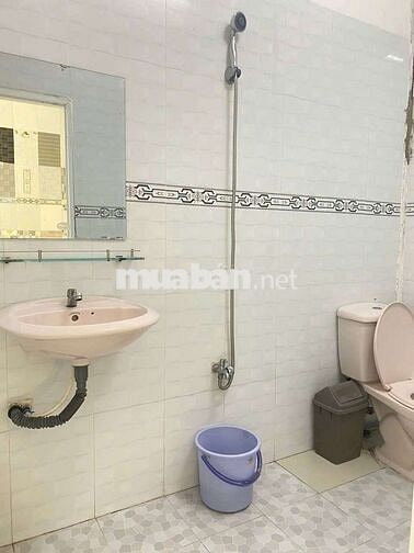 cho thuê nhà trệt 2 lầu 125mv mới 586 giá 8tr5. 6pn 3ml 5wc