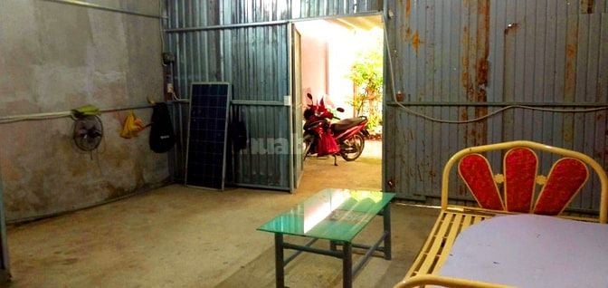 Nhà kho, nhà xưởng 100m2 gần UBND P.ĐHT quận 12
