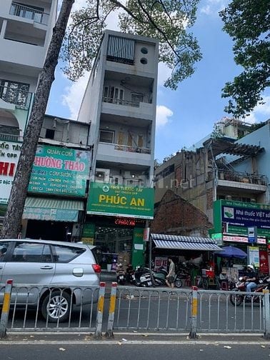 Rẻ nhất thị trường - Bán gấp MT Nguyễn Chí Thanh DT 6,6 x 30m - 69 tỷ
