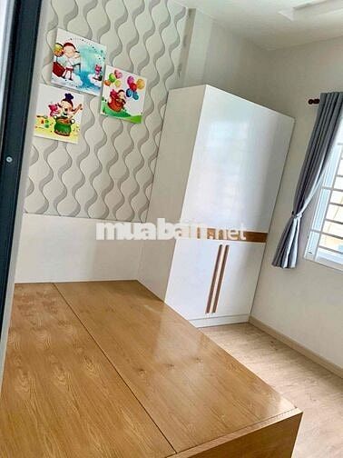CHO THUÊ NGUYÊN CĂN NHÀ MẶT TIỀN ĐƯỜNG HÀN HẢI NGUYÊN – QUẬN 11 - KINH
